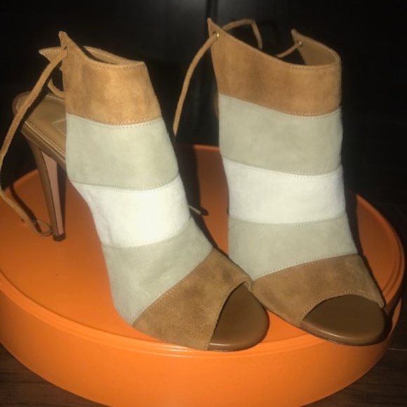 Aquazzura Shoes - Aquazzura Suede Peep Toe Sandals - NWOT